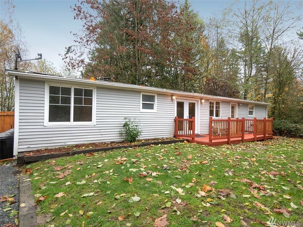 Property Photo:  17321 157th Ave SE  WA 98290 