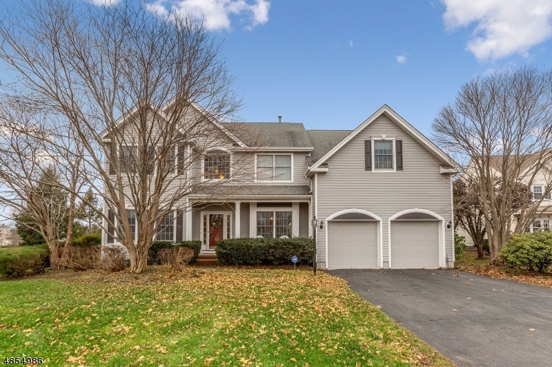 Property Photo:  11 Tanglewood Ct  NJ 08558 