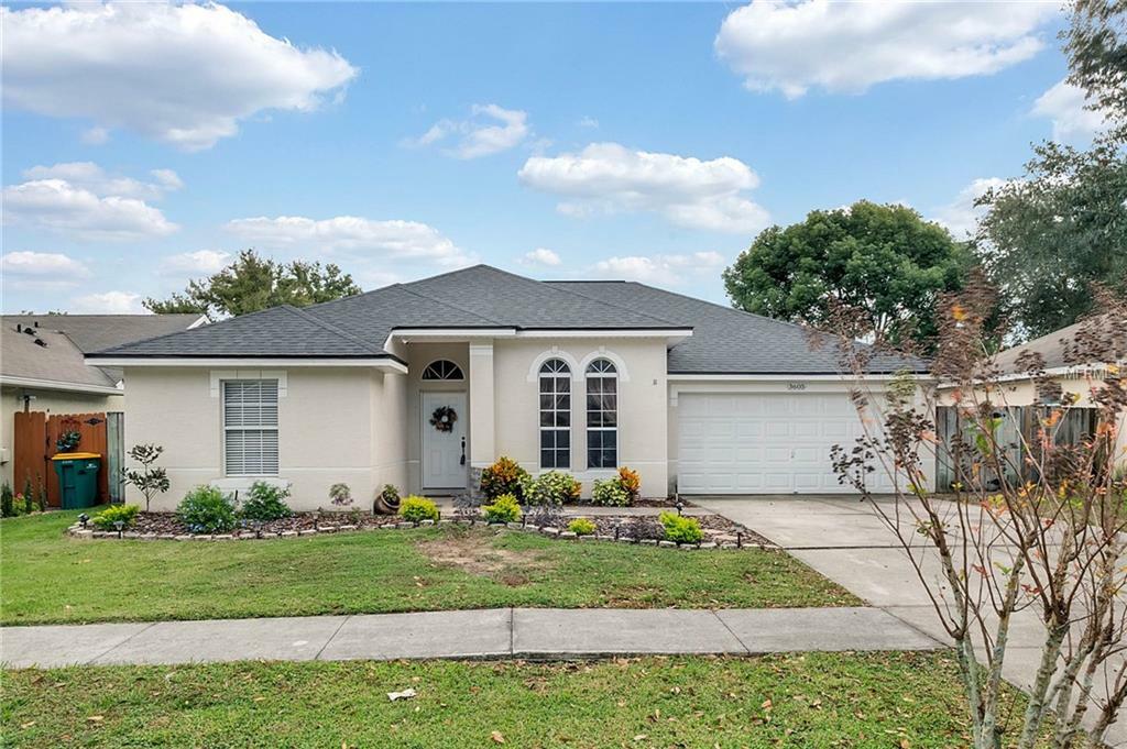 Property Photo:  3605 Meadow Green Drive  FL 32778 