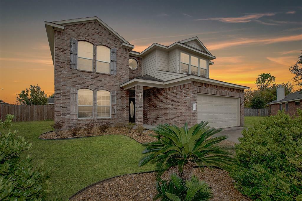 Property Photo: 7408 Newport Lane TX 77584