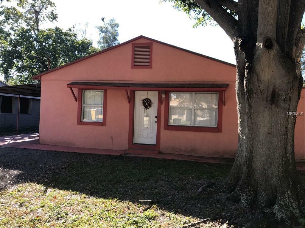 Property Photo: 3014 W Van Buren Drive FL 33611