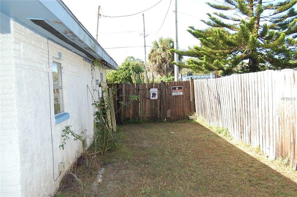 Property Photo:  7049 Astor Drive  FL 34652 