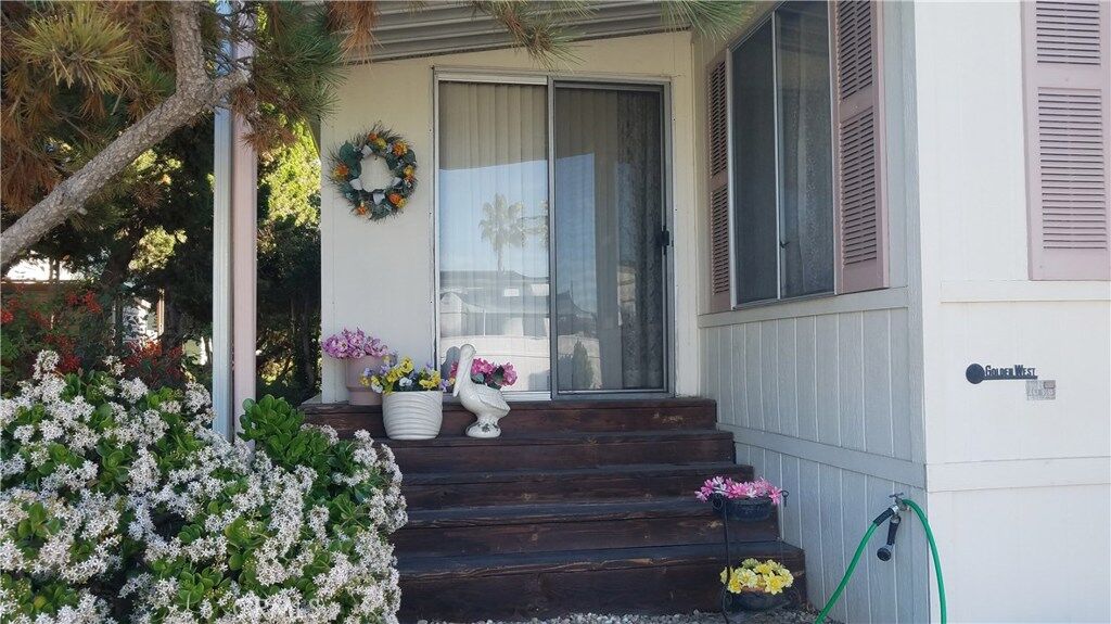 Property Photo:  17701 Avalon Boulevard 295  CA 90746 
