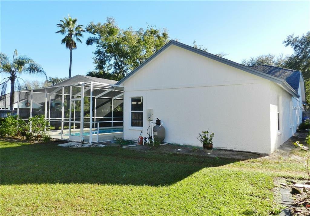 Property Photo:  9701 Sunnyoak Drive  FL 33569 