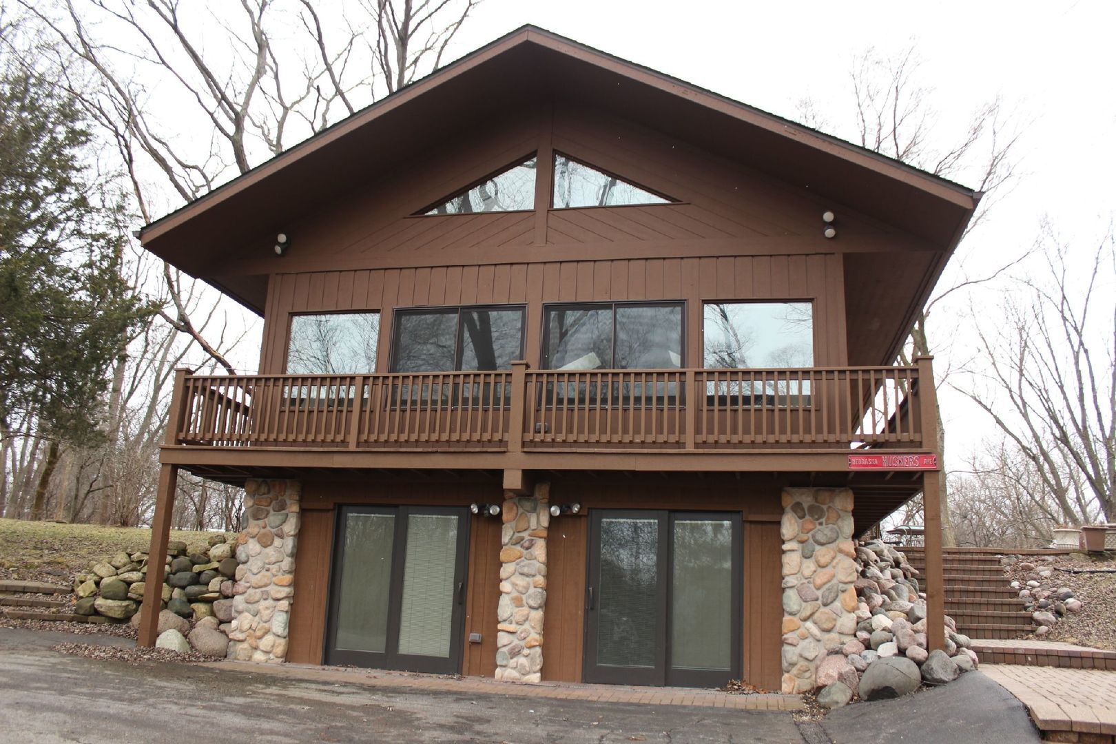 Property Photo:  120 Old Barrington Road  IL 60010 