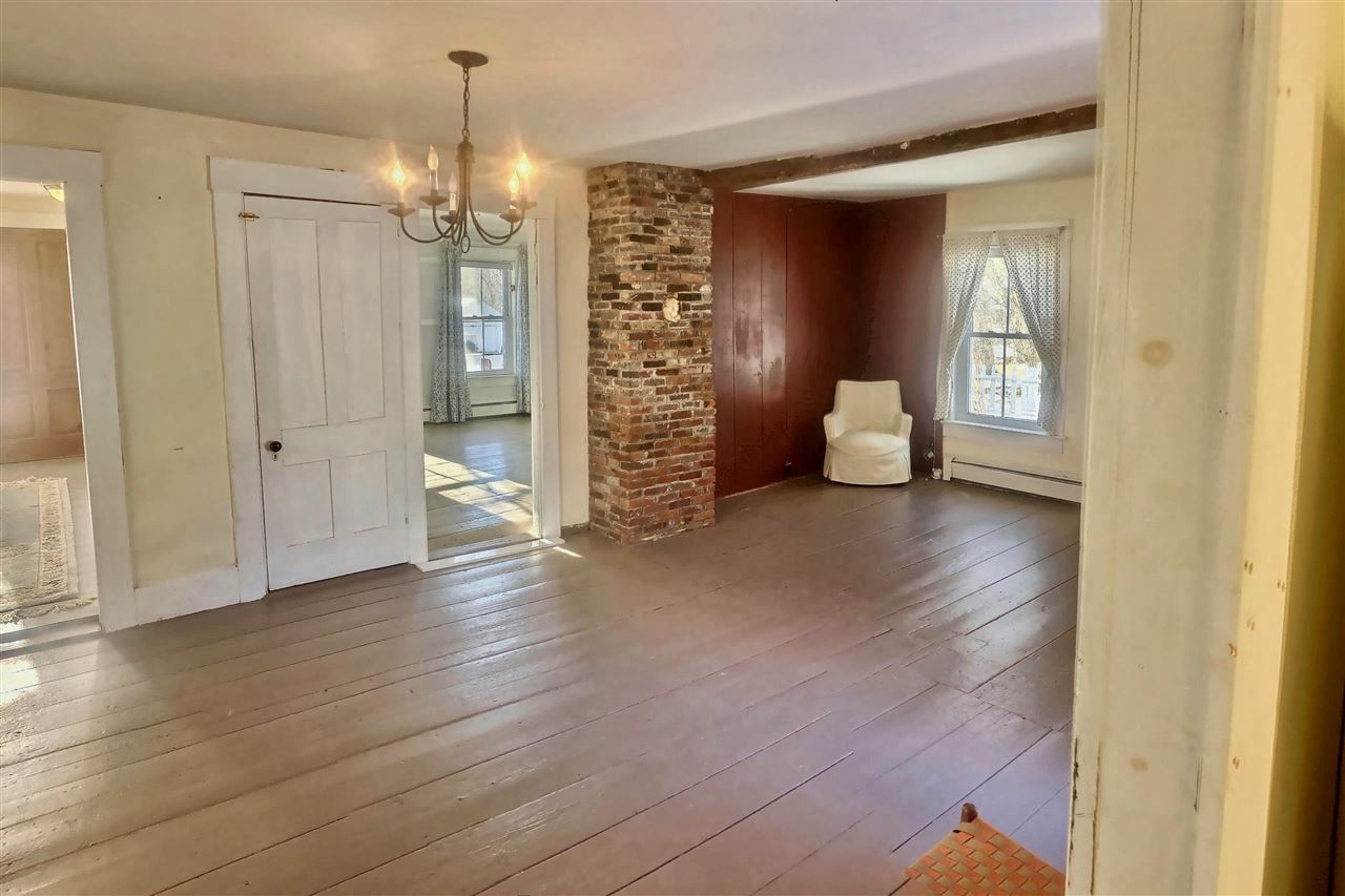 Property Photo:  26 Grist Mill Street  NH 03221 