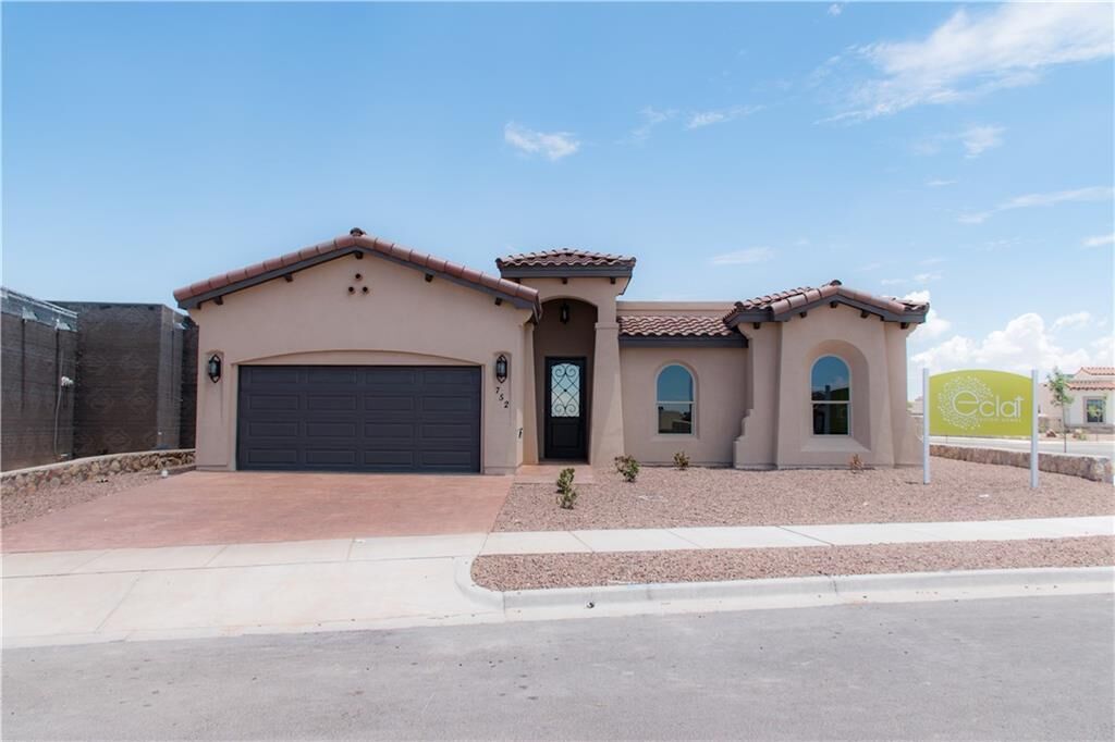 Property Photo:  752 Hertfordshire Street  TX 79928 