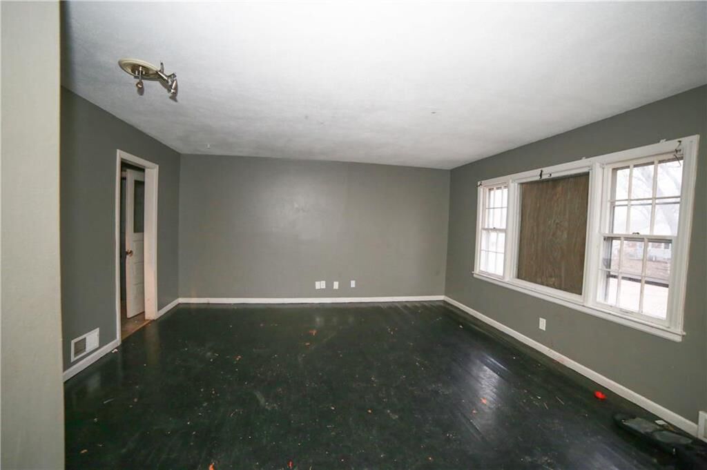 Property Photo:  9108 Vaughn Avenue  MO 64133 