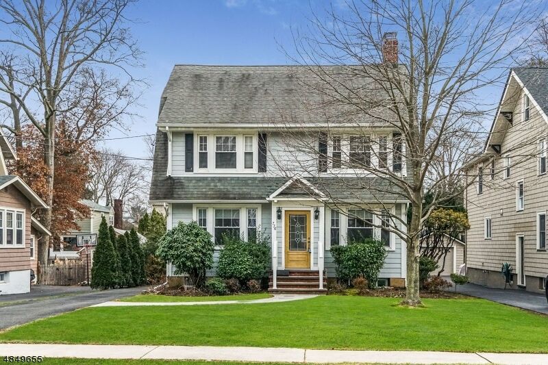 Property Photo:  736 Fairacres Ave  NJ 07090 