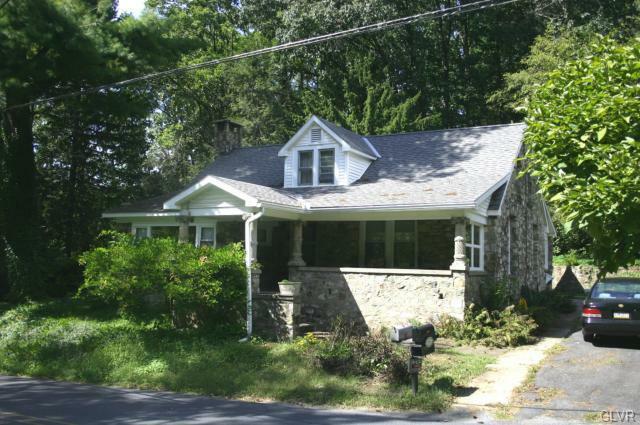 Property Photo:  875 Morvale Road  PA 18042 