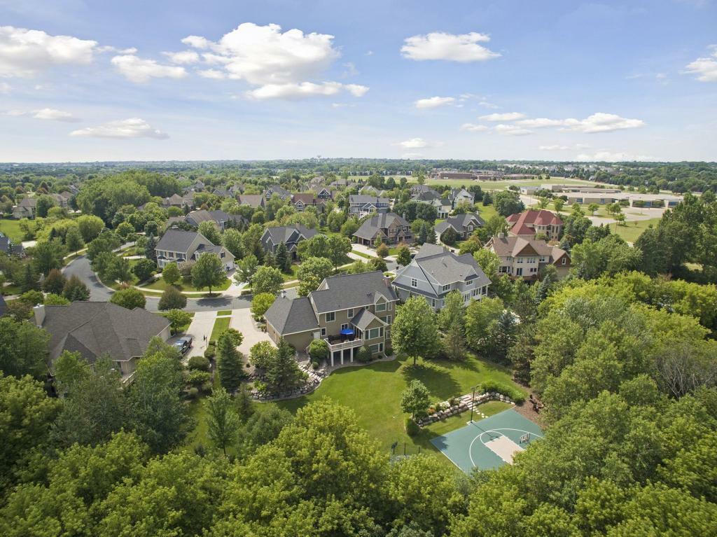 Property Photo: 3203 Crestmoor Drive MN 55125