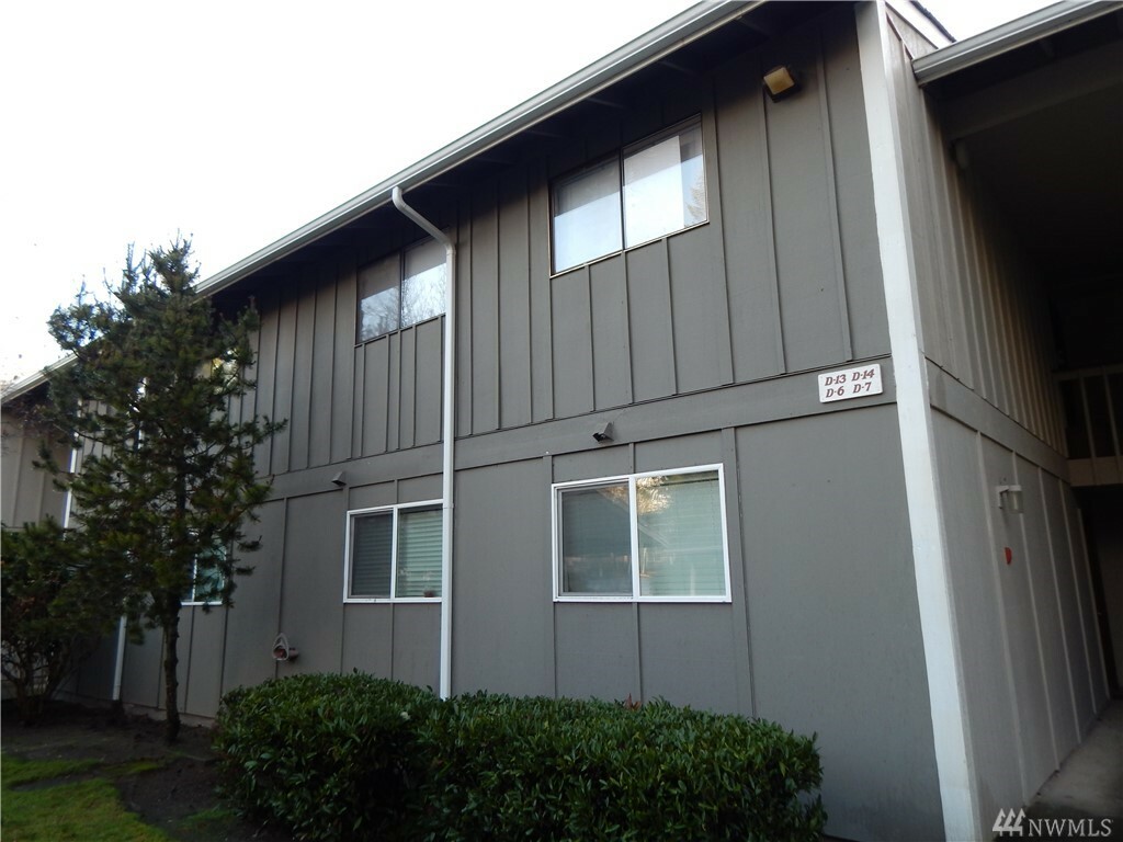 Property Photo:  3206 Pine Rd NE D6  WA 98310 