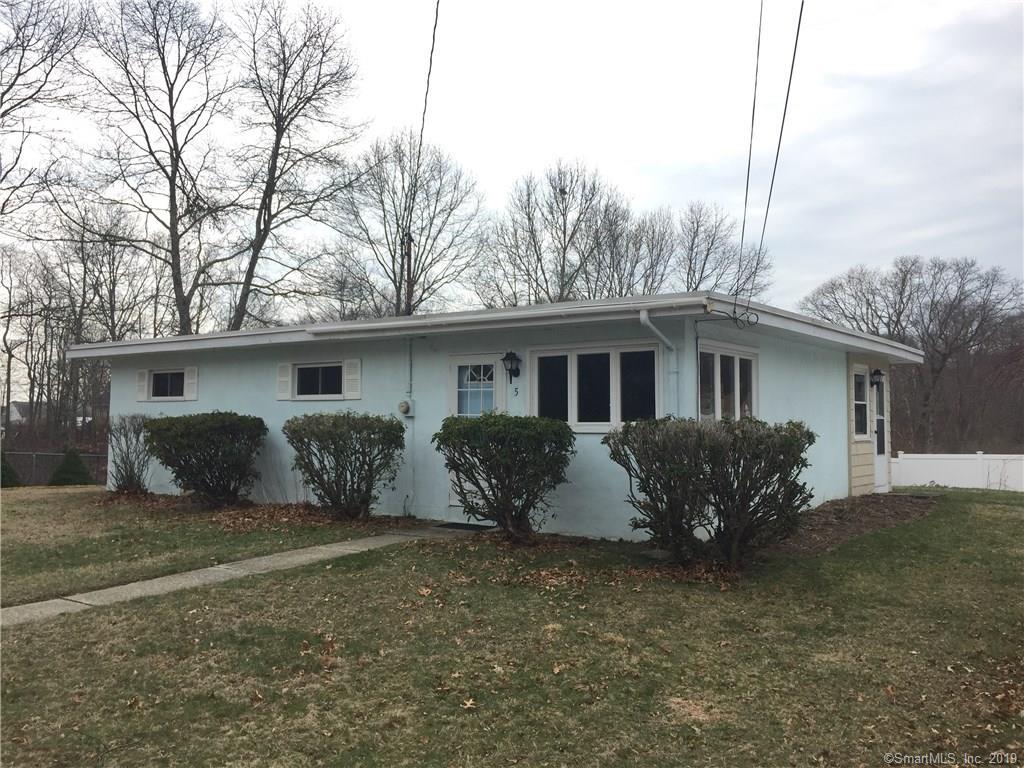 Property Photo:  5 North Lee Road  CT 06357 