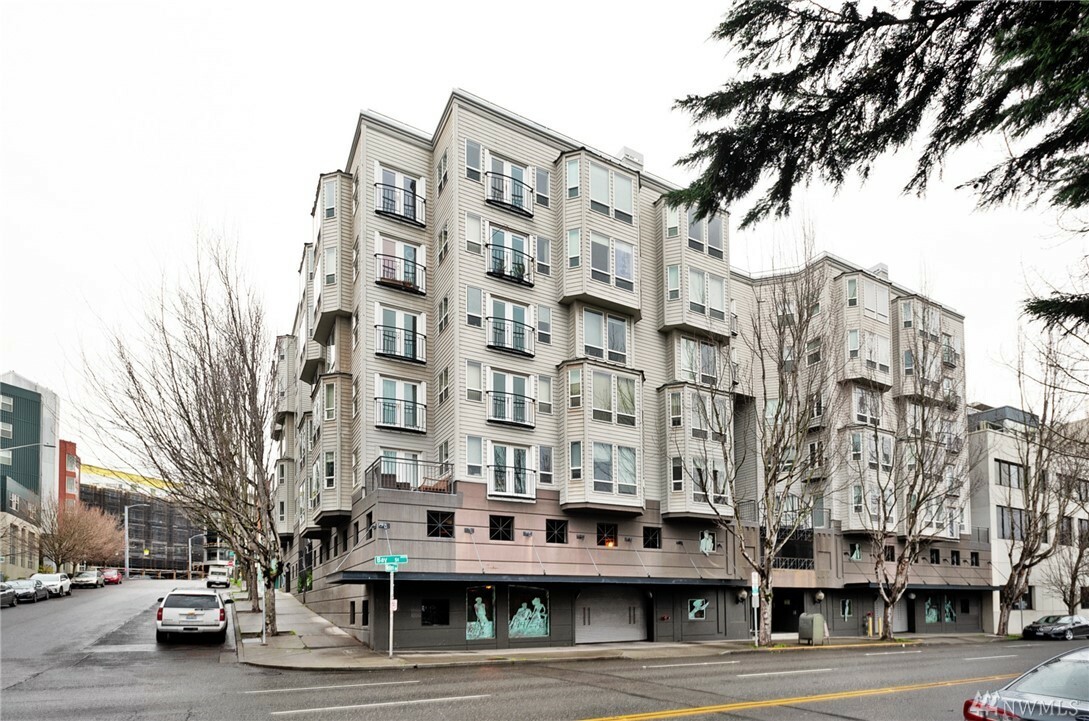 Property Photo:  3028 Western Ave Ave 210  WA 98121 