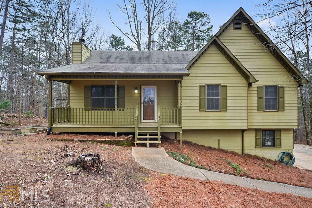 Property Photo:  635 Peachtree Dr  GA 30184 