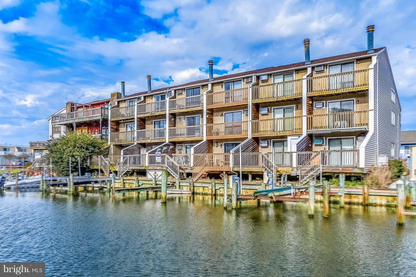 Property Photo:  615 Bayshore Court 5  MD 21842 