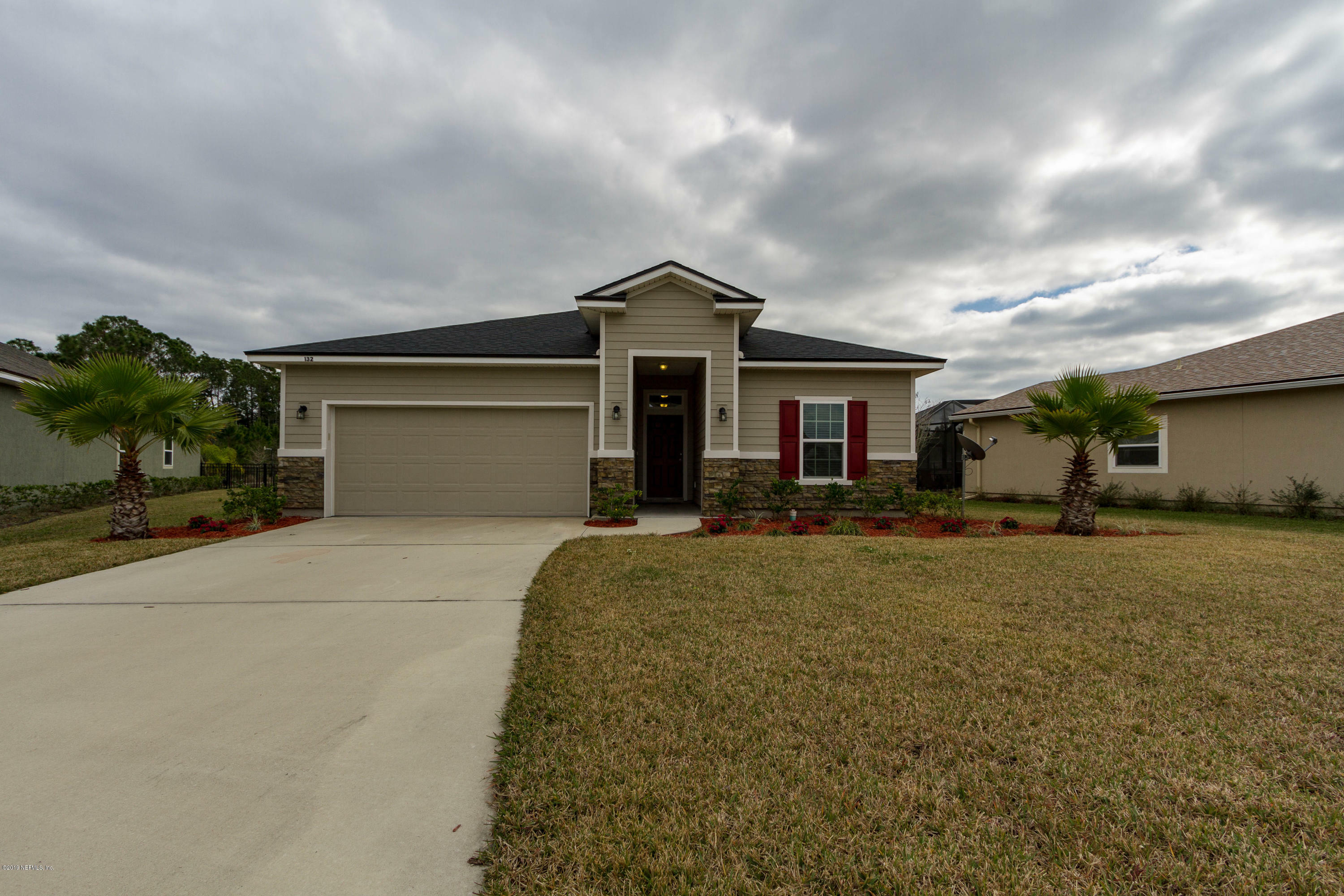 Property Photo:  132 Grey Hawk Drive  FL 32092 