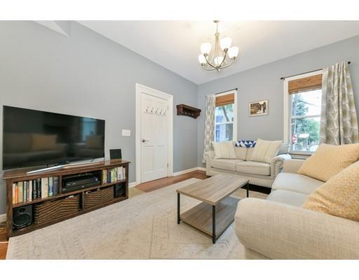 Property Photo: 32 Auburn St 1 MA 02129