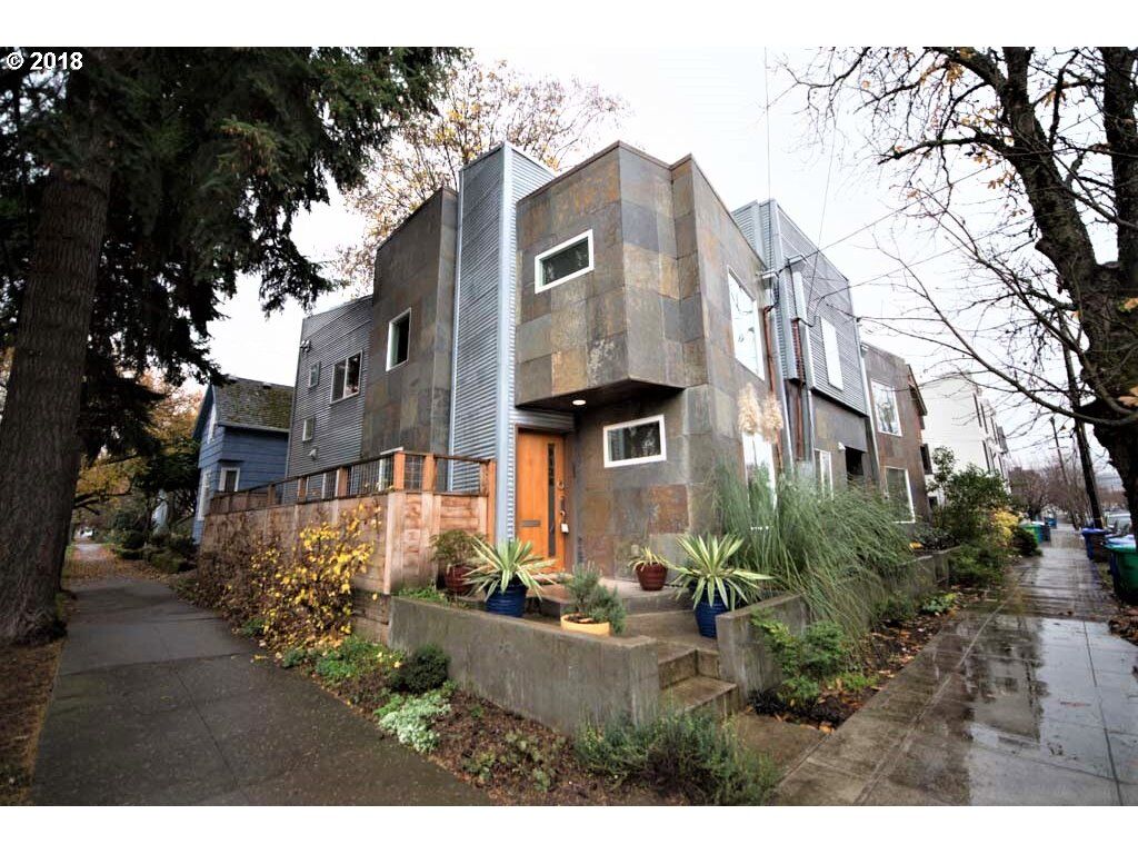 Property Photo: 1138 SE Lincoln St OR 97214