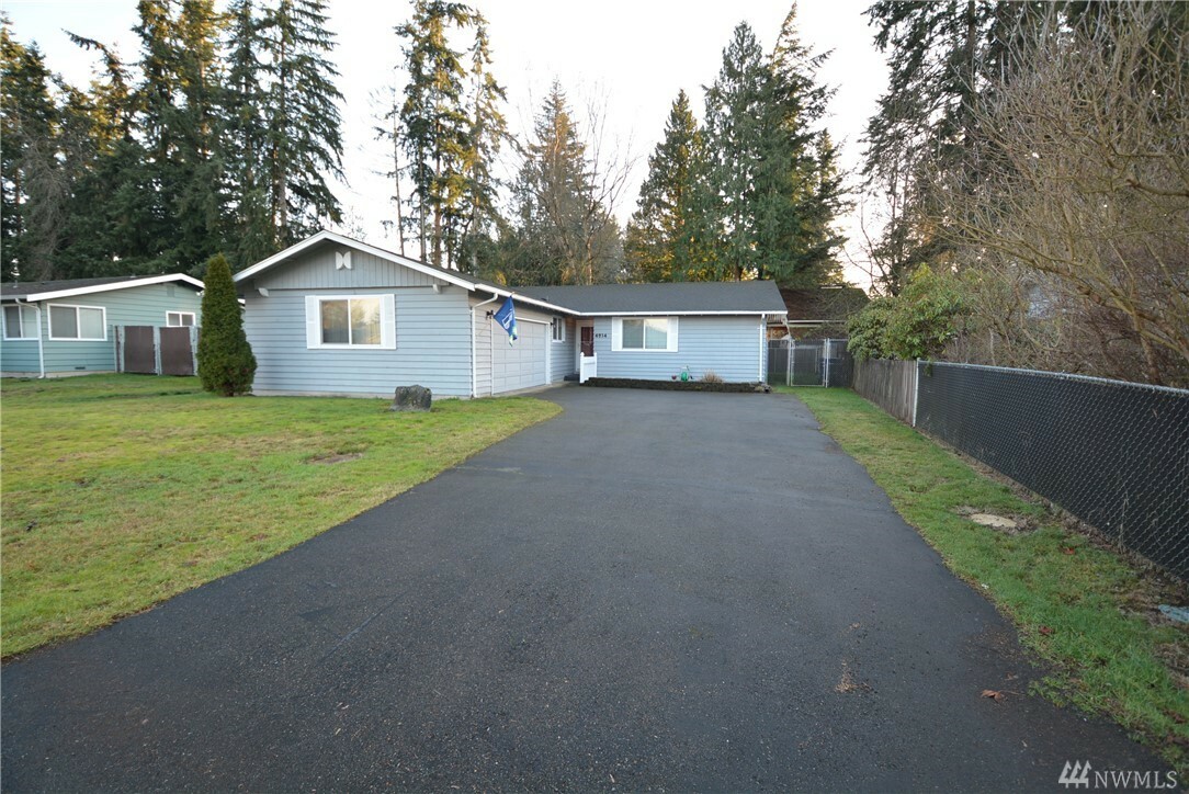 Property Photo:  4914 102nd Place NE  WA 98270 