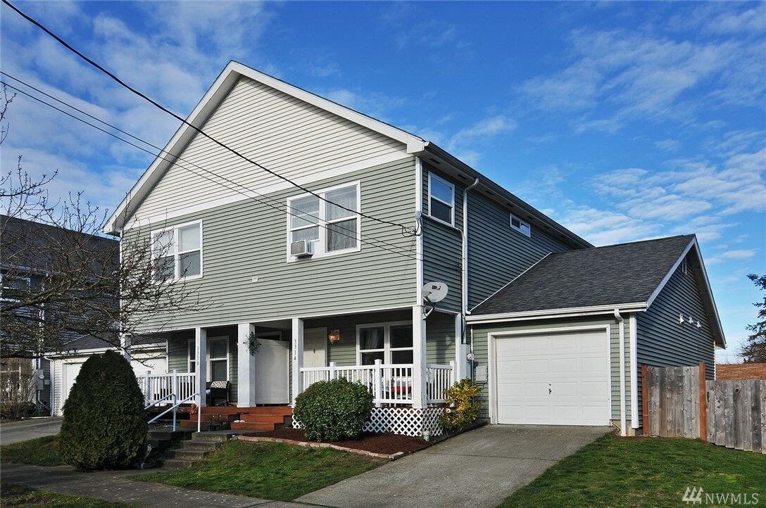 Property Photo:  3314 S Mead St  WA 98118 