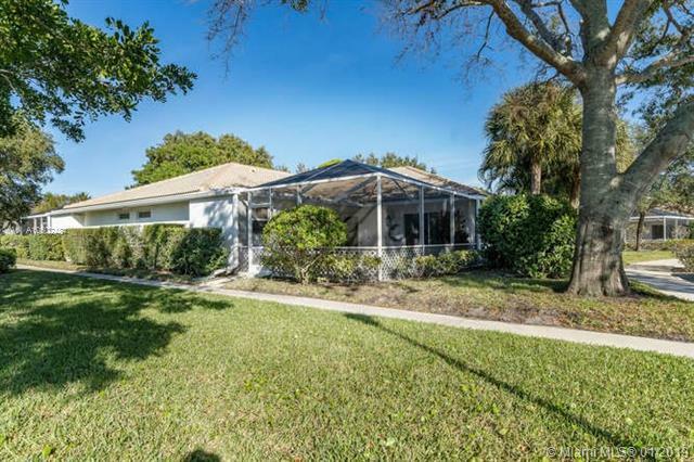 Property Photo:  12104 N Myrtle Oak Ct  FL 33410 