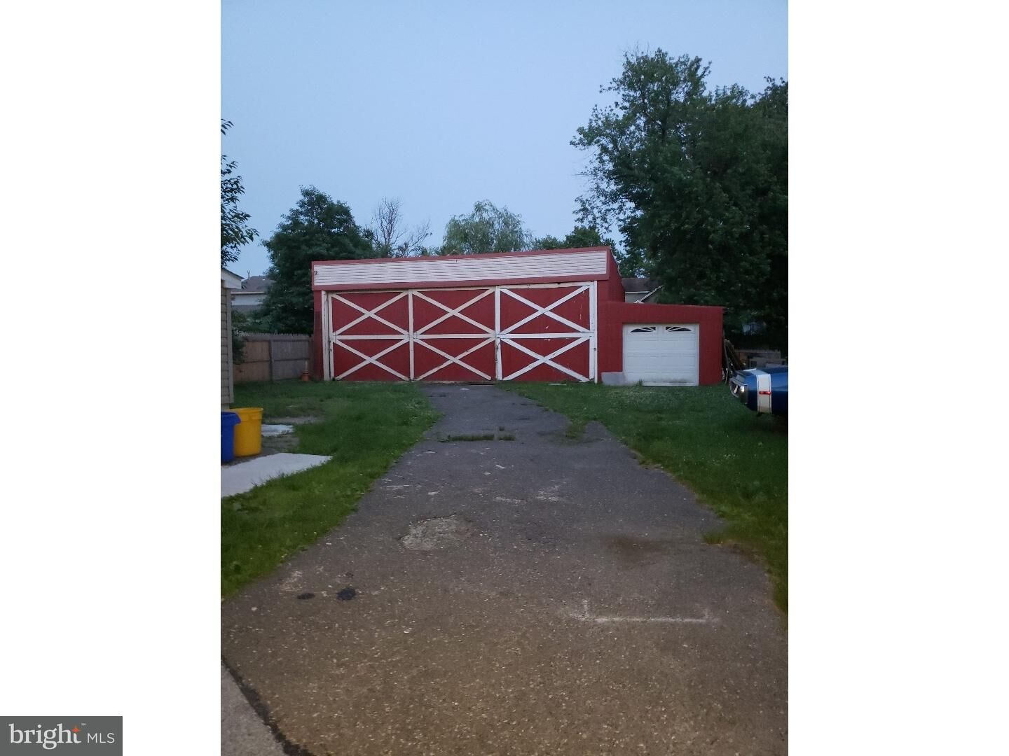 Property Photo:  150 W Cedar Avenue  NJ 08107 