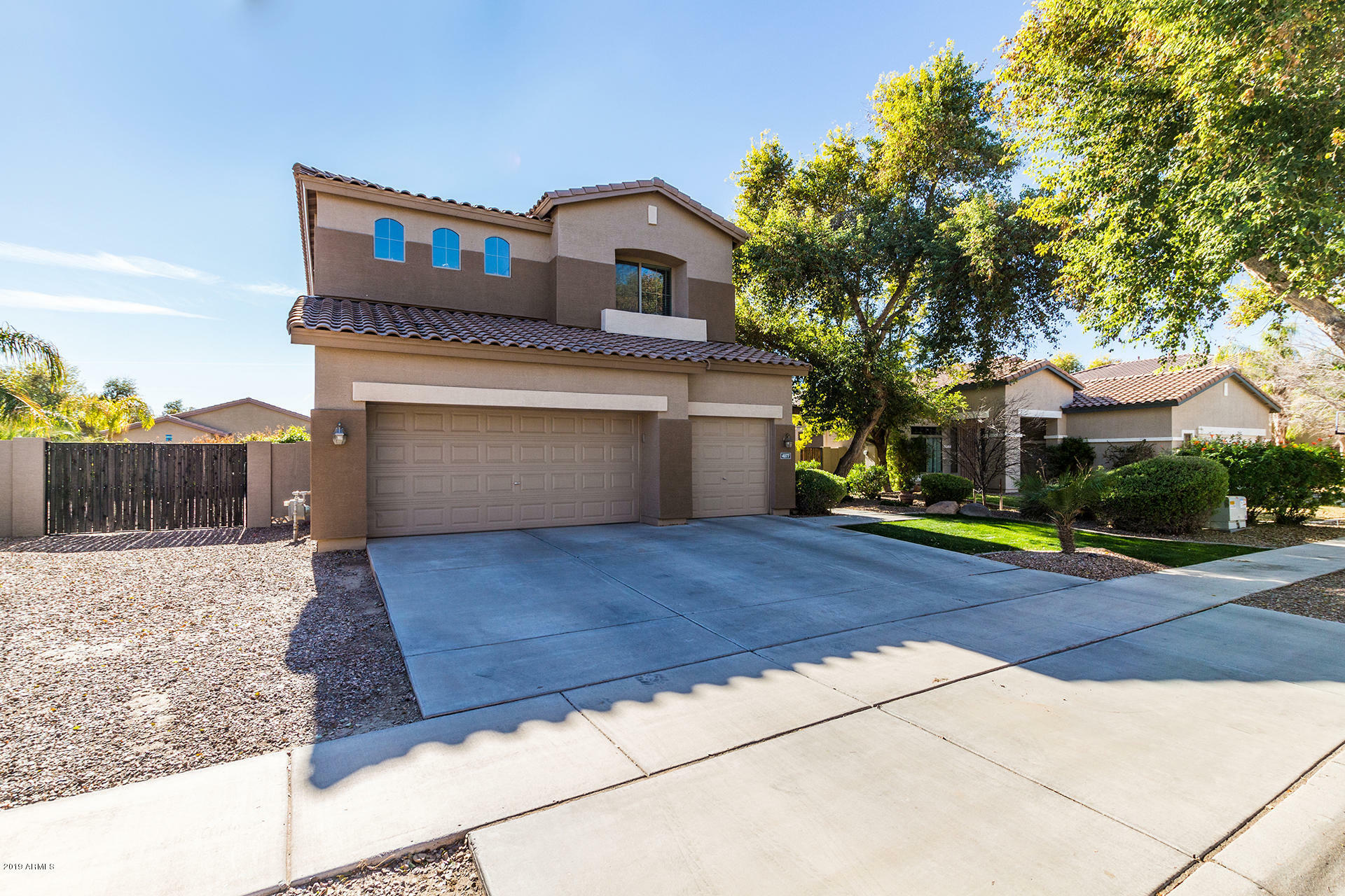 Property Photo:  4077 E Marshall Avenue  AZ 85297 