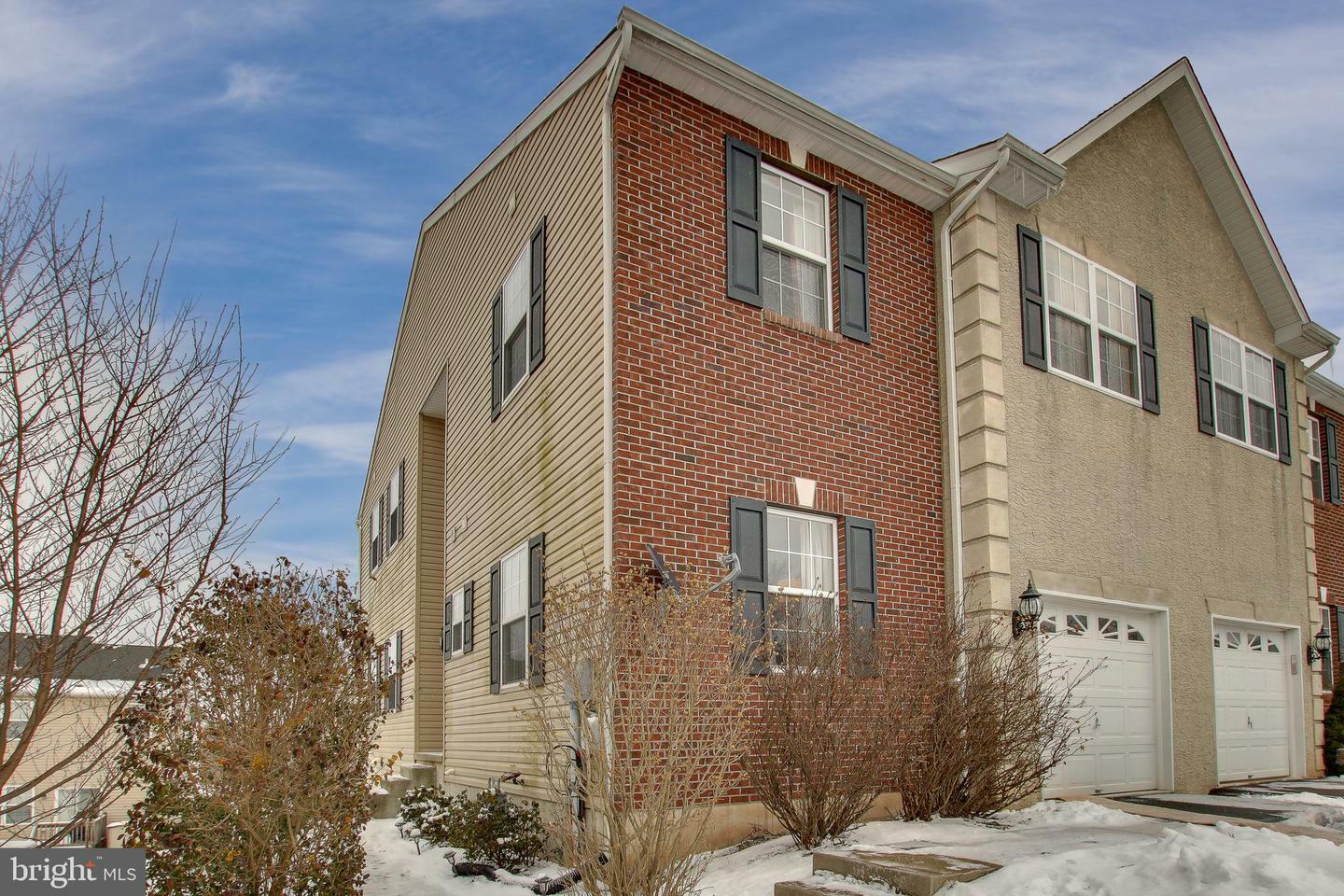 Property Photo:  217 Holbrook Lane  PA 19525 