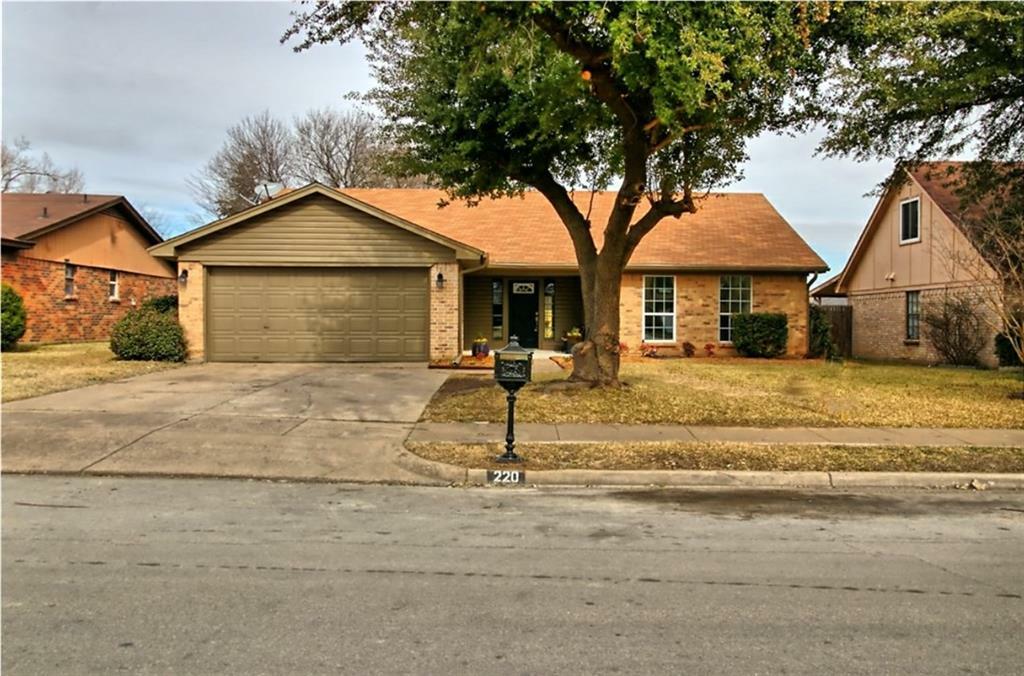 Property Photo:  220 Cambridge Drive  TX 76179 