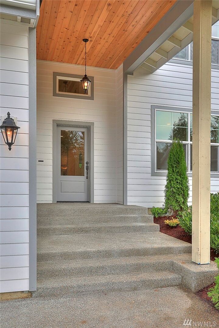 Property Photo: 7725 NE 170th St WA 98028