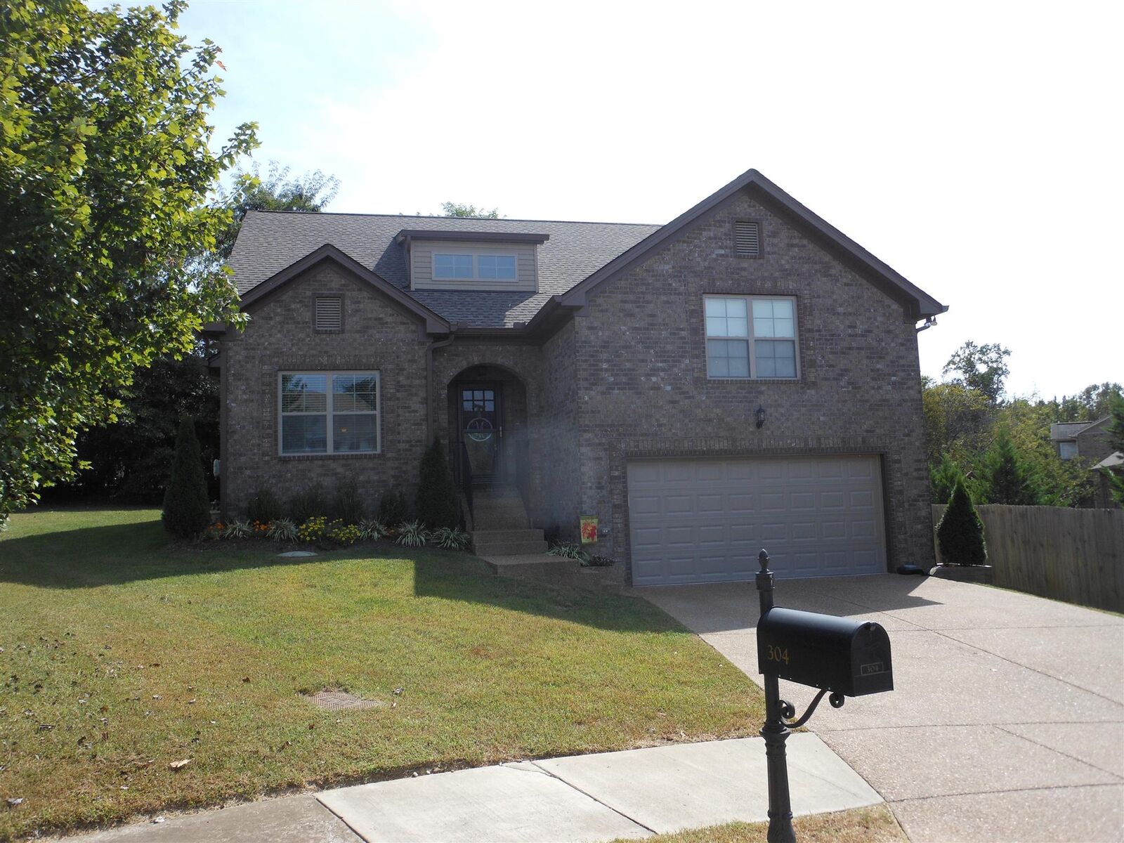 Property Photo: 304 Rachels Meadow Ct TN 37076