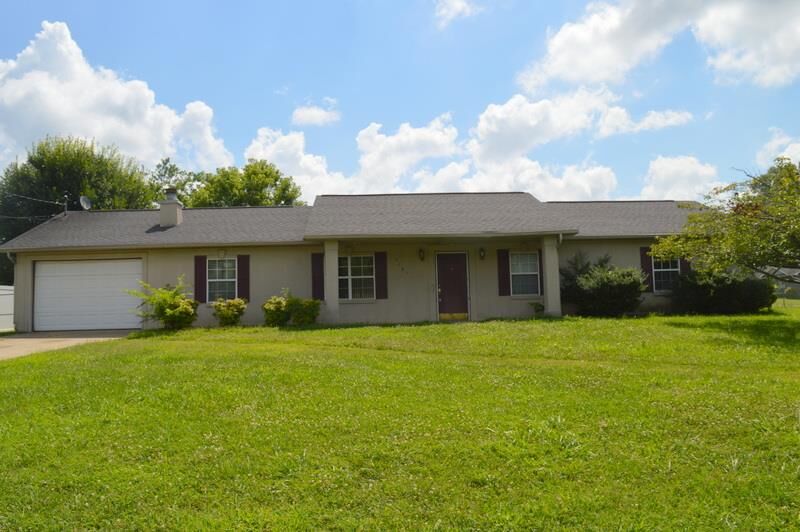 Property Photo:  1190 Patton Place  KY 42262 