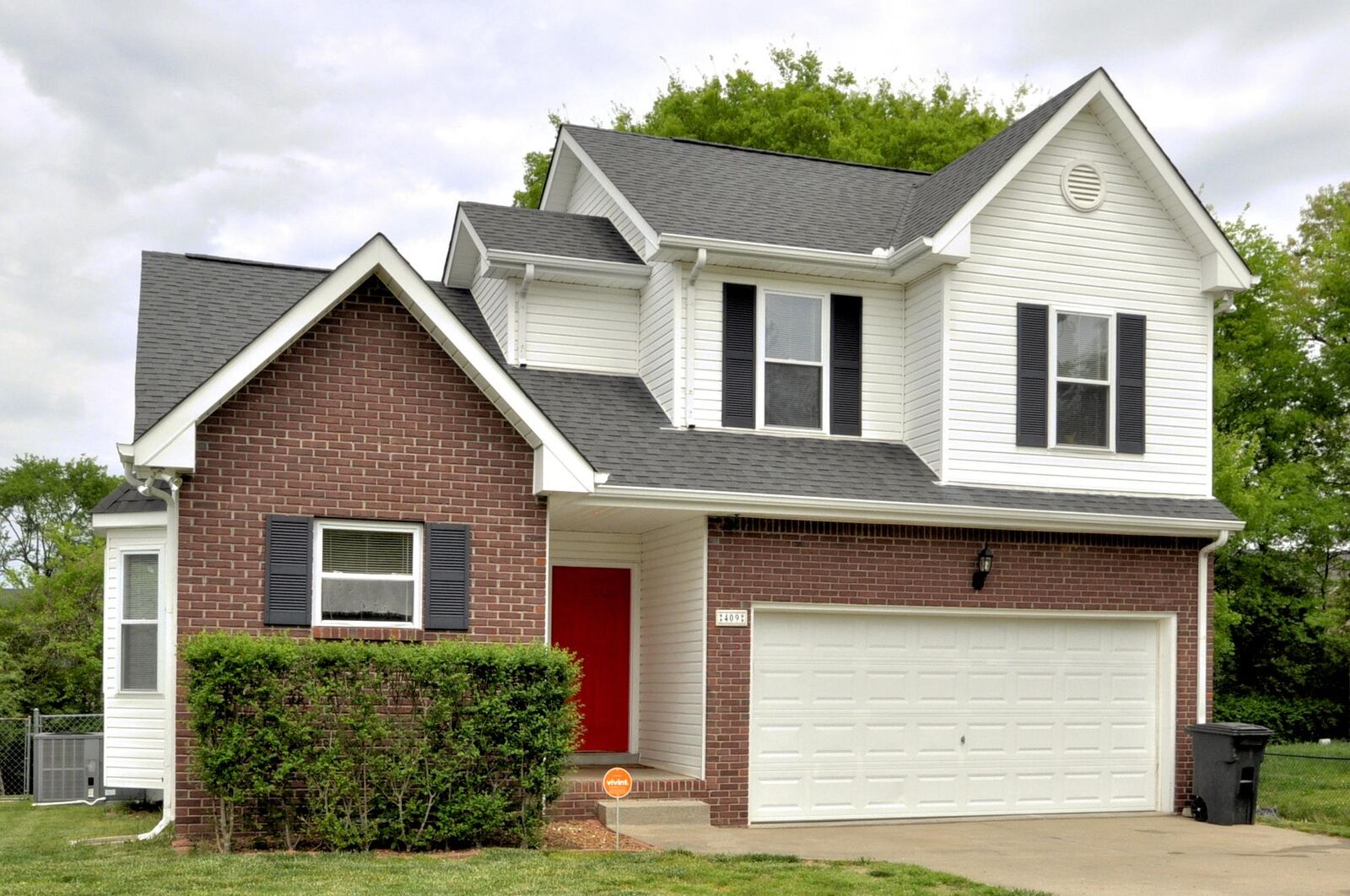 Property Photo:  409 Cyprus Court  TN 37040 