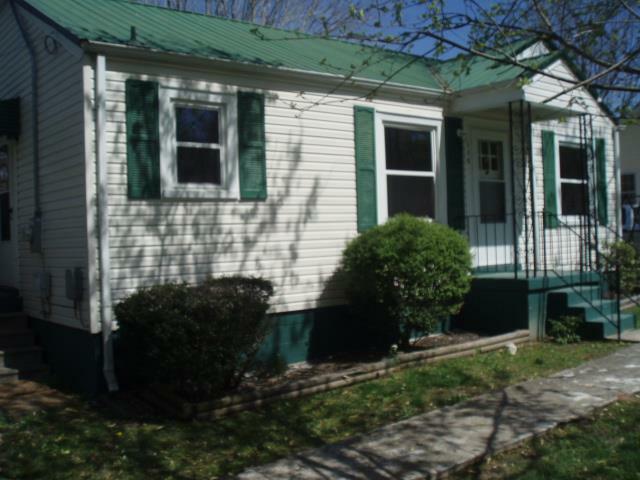 Property Photo:  115 Ham St  TN 37388 