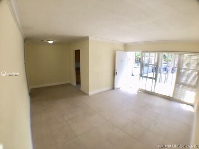 Property Photo:  35 Edgewater Dr 107  FL 33133 