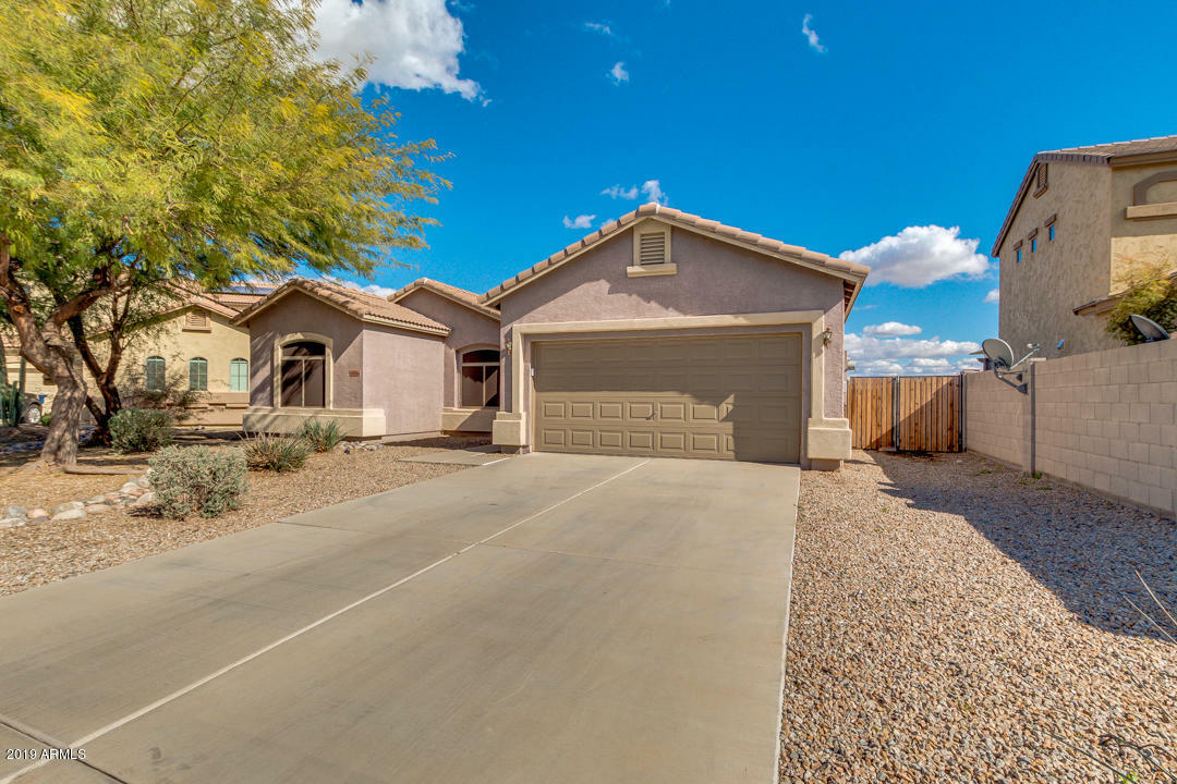 Property Photo:  24705 N Oxen Road  AZ 85132 