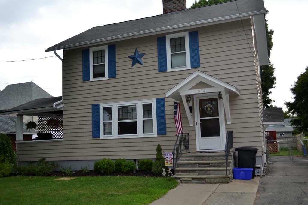 Property Photo:  974 Lincoln Street  NY 14901 