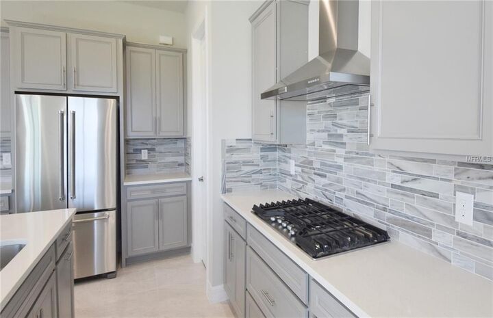 Property Photo:  10018 Covered Moss Drive  FL 32836 