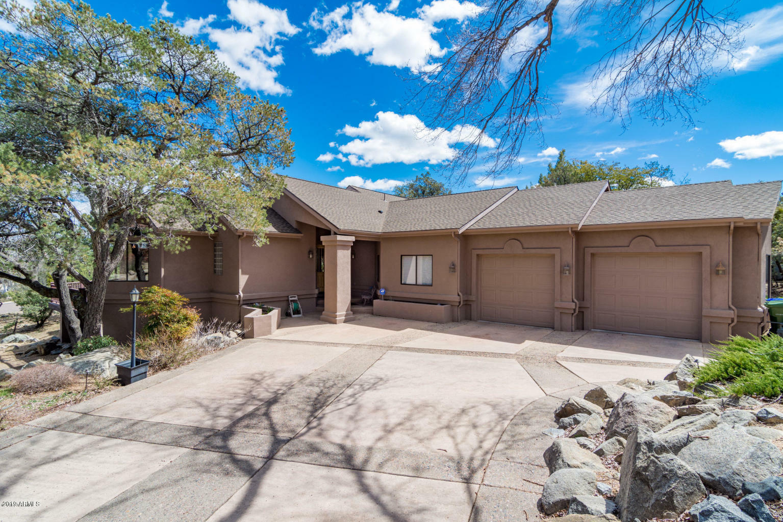 Property Photo:  642 Thunderbird Drive  AZ 86303 