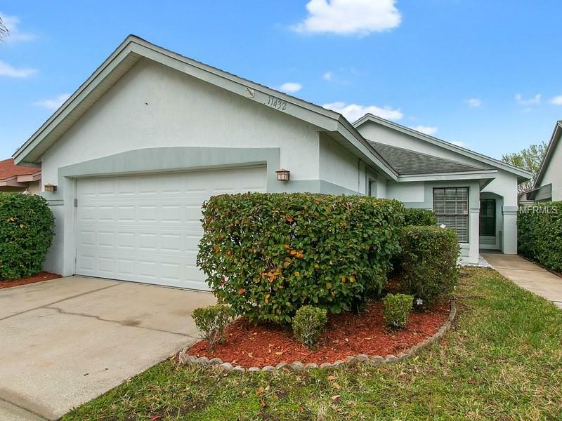 Property Photo:  11432 Peachstone Court  FL 32821 