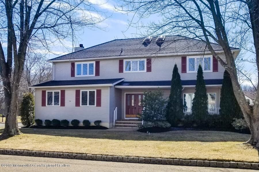 Property Photo:  2 Cornell Court  NJ 07724 