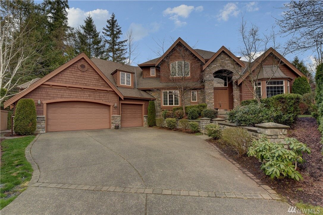 Property Photo: 1922 263rd Court SE WA 98075