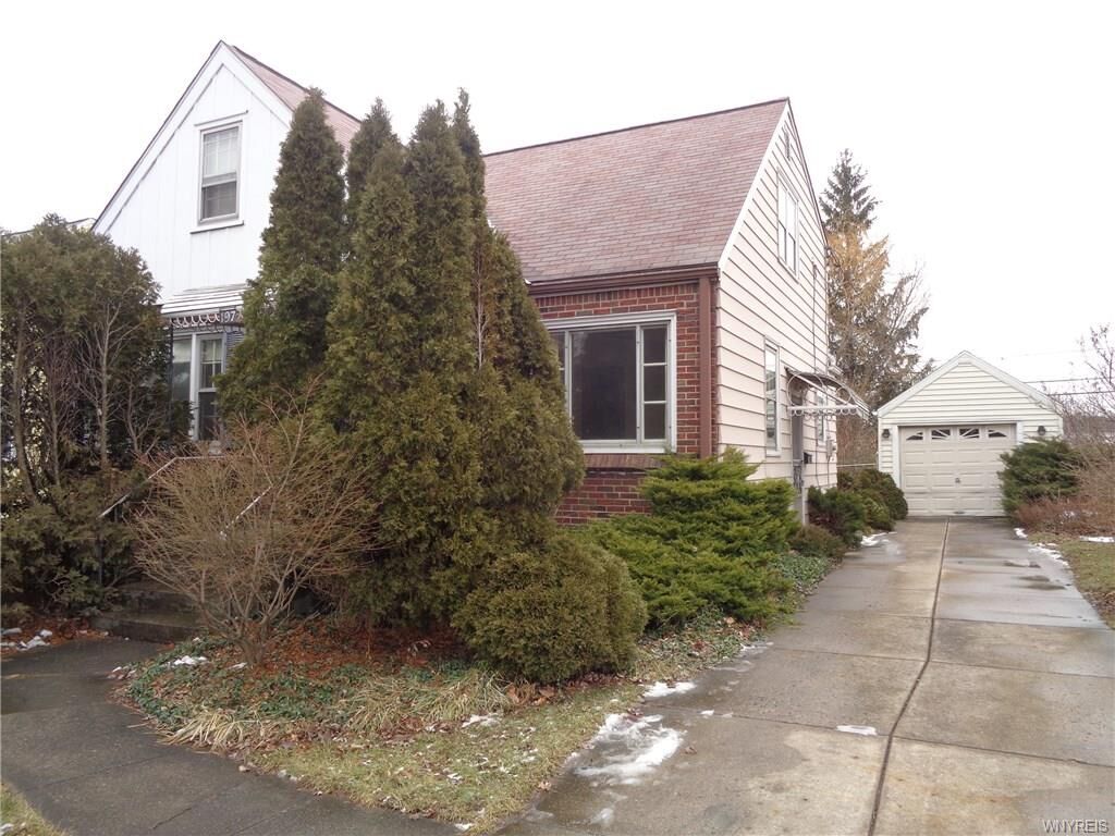 Property Photo:  197 Windermere Boulevard  NY 14226