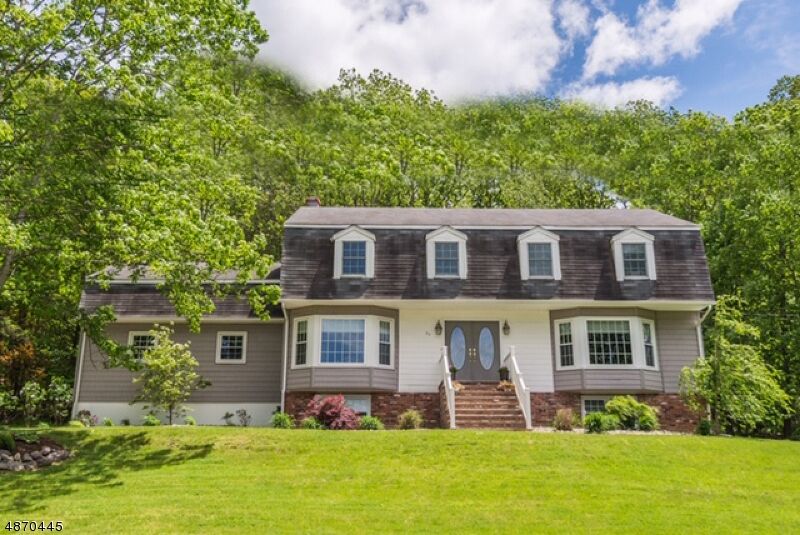 Property Photo:  94 Wesley Dr  NJ 07480 