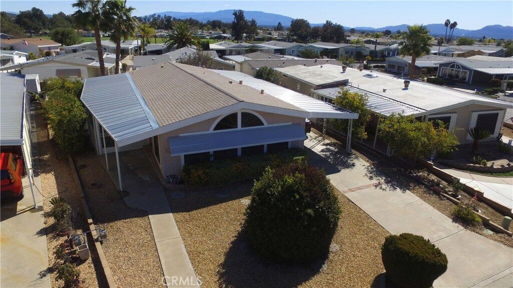 Property Photo: 29050 Calle Alta CA 92563