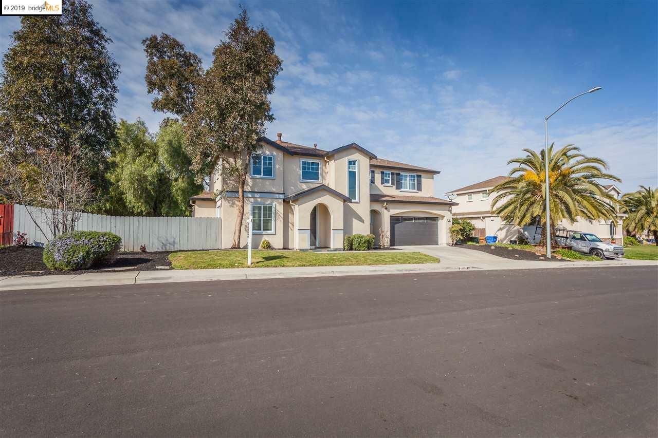 Property Photo:  48 Curtis Ct  CA 94565 