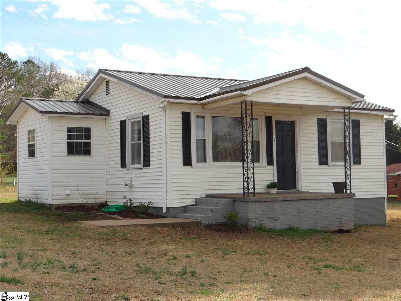 Property Photo: 210 Poore Road SC 29673