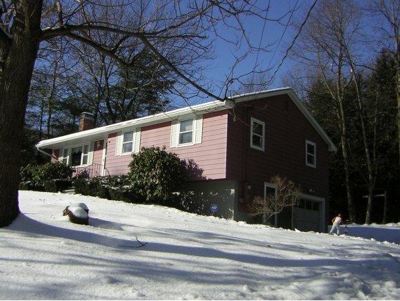 Property Photo:  10 Sparhawk Drive  NH 03053 