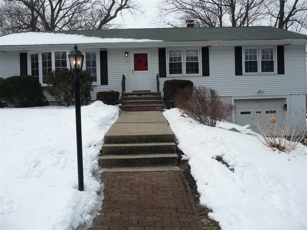 Property Photo: 306 Hillhaven Road NH 03104